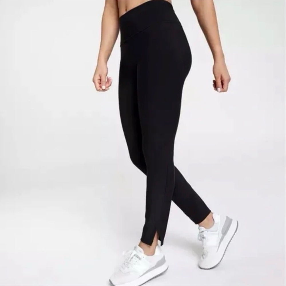 CALIA by Carrie Underwood Black Skinny Ponte Pants